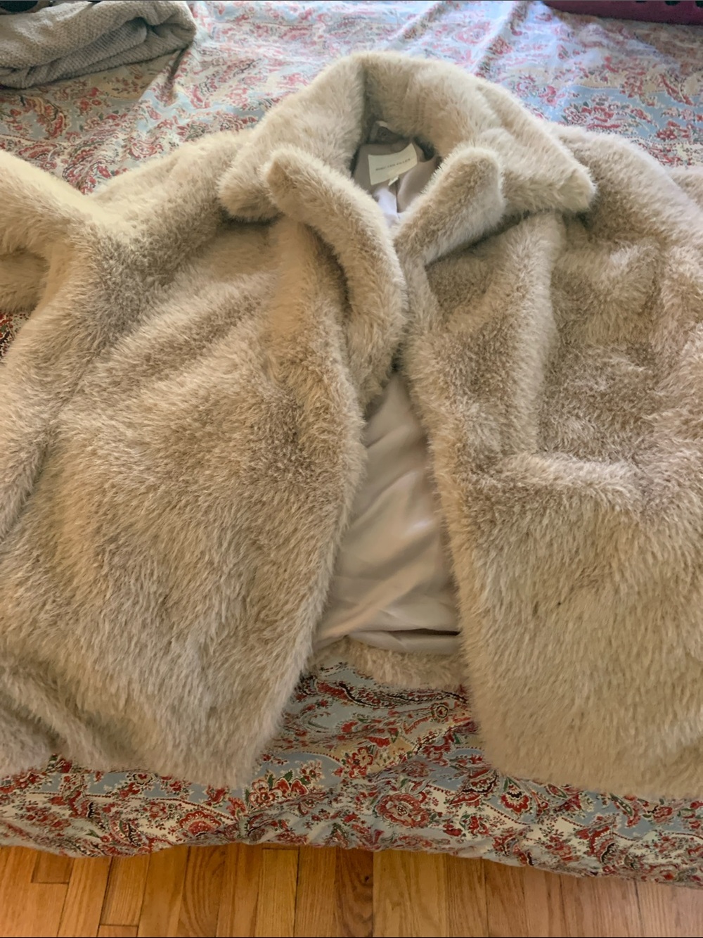 Avec Les Filles Plush Faux Fur Coat in Light Beige